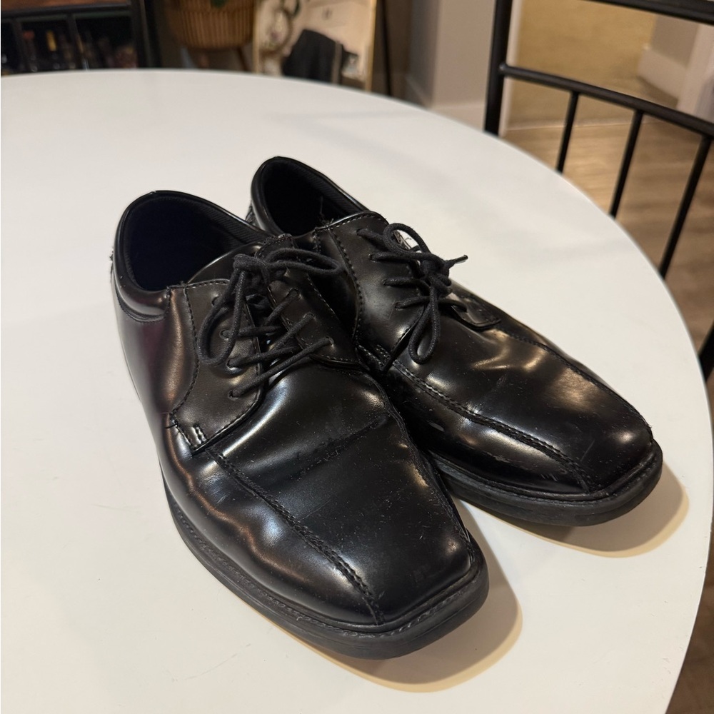 Classic Black Men's Dress Shoes
